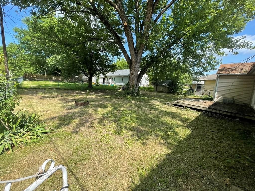 703 S 6th Street — photo 15
