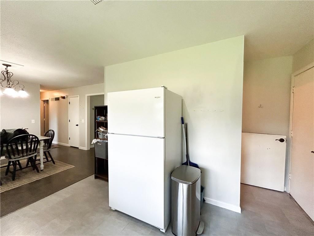 Photo 8 of 26 - 811 E Vine Street