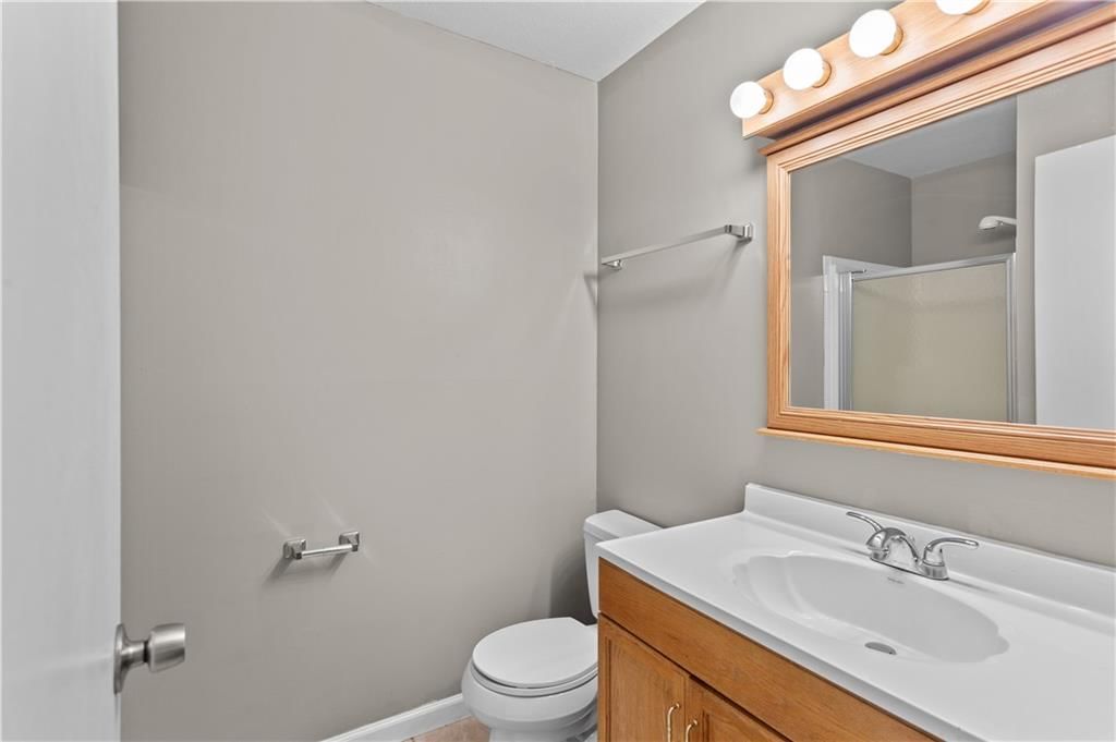 Photo 15 of 26 - 1618 Cottonwood Street