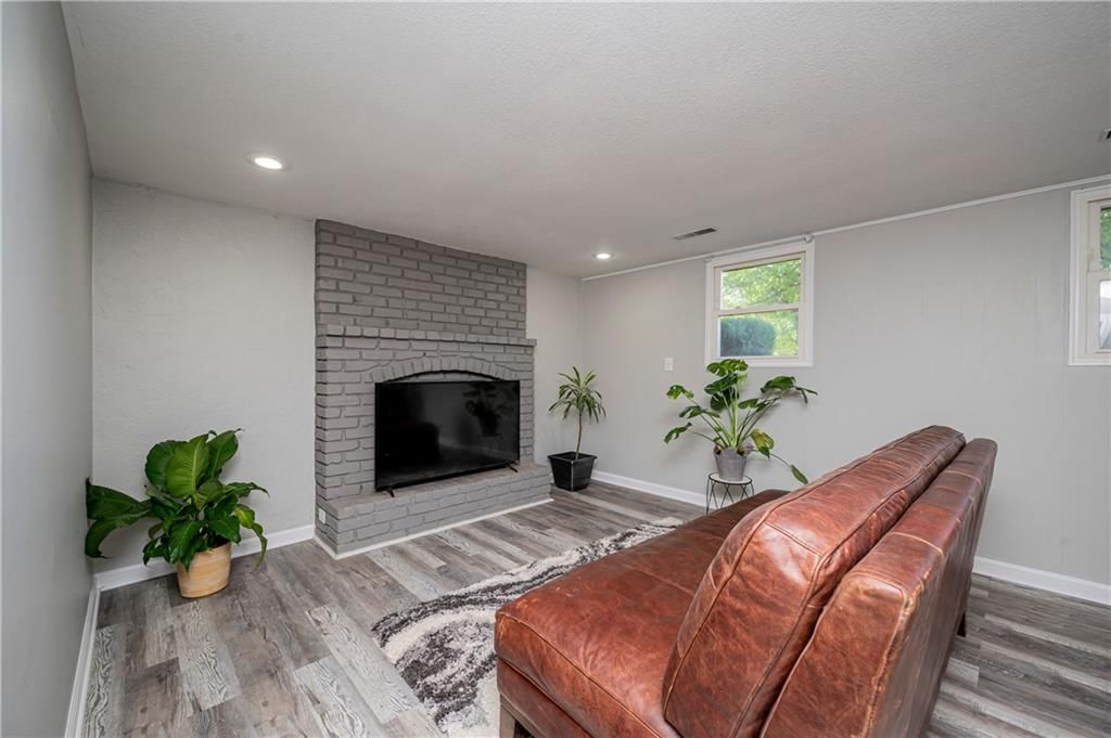 10901 Indiana Avenue — photo 17
