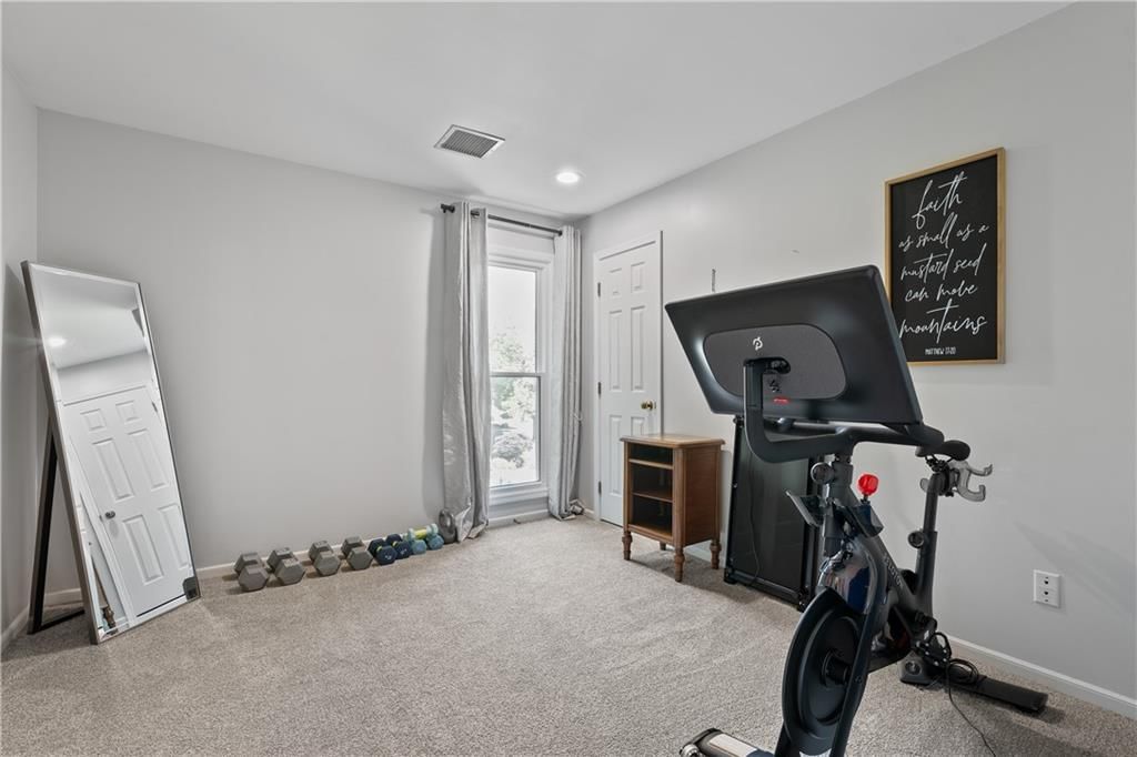 Photo 27 of 41 - 4101 NW 75th Street