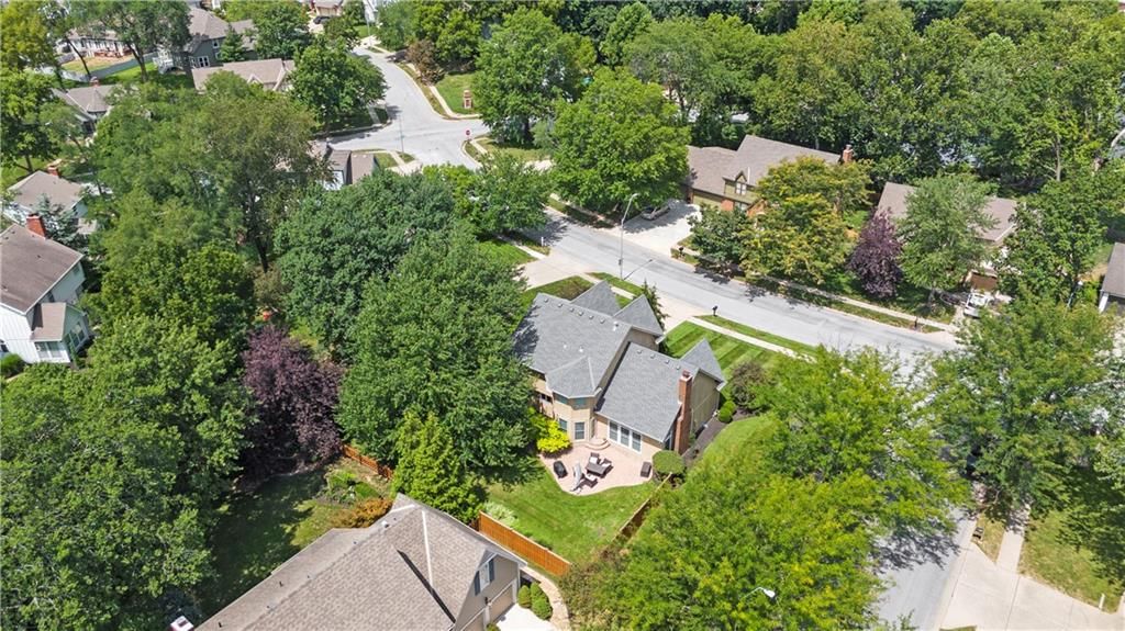 Photo 35 of 41 - 4101 NW 75th Street