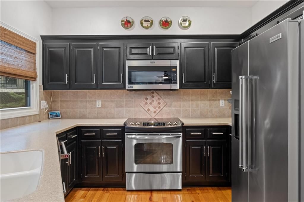 15522 Beverly Court — photo 14