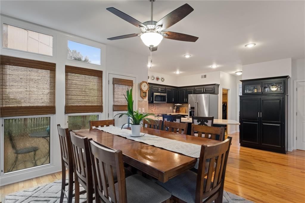 15522 Beverly Court — photo 17