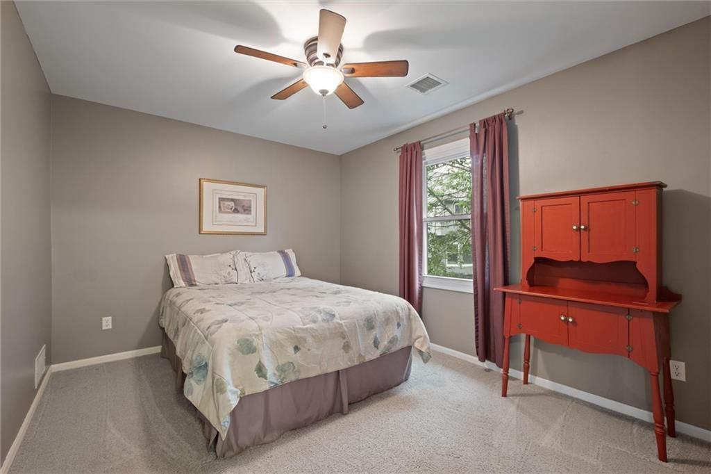 15522 Beverly Court — photo 28