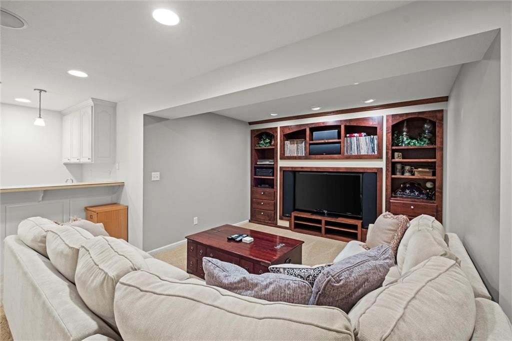 15522 Beverly Court — photo 31