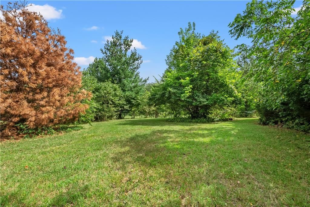 Photo 29 of 36 - 2061 Eastridge Drive