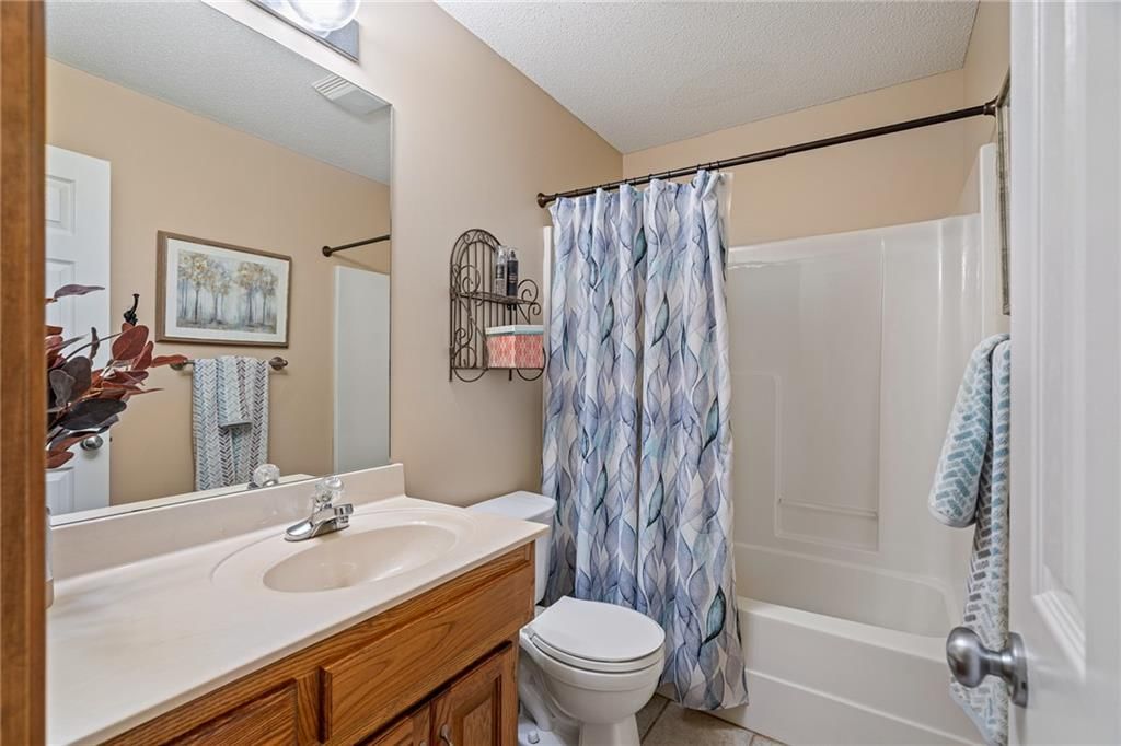 Photo 20 of 35 - 1809 Hedgewood Drive