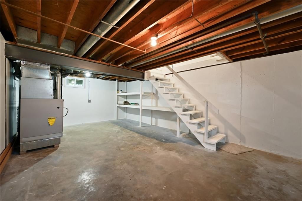 Photo 17 of 17 - 18307 E 18th Street N