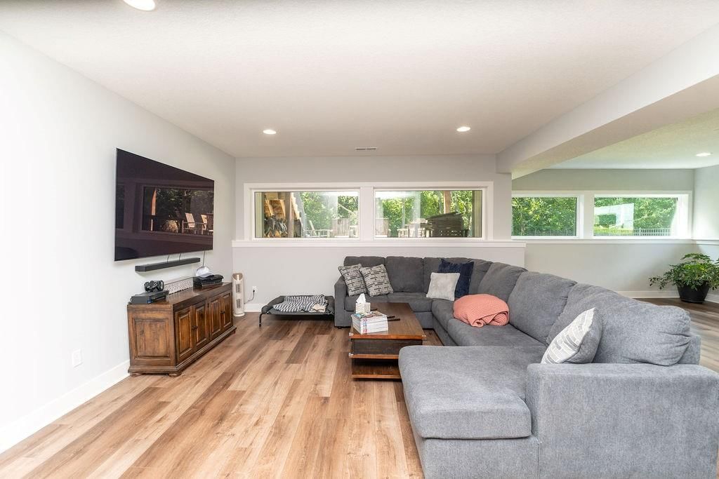 813 W Shawhan Parkway — photo 32