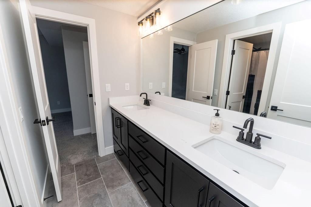 813 W Shawhan Parkway — photo 38