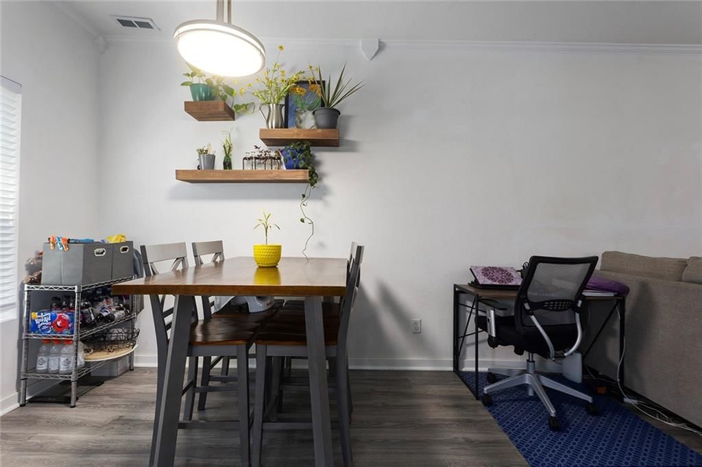 Photo 9 of 34 - 214 S 18th Street