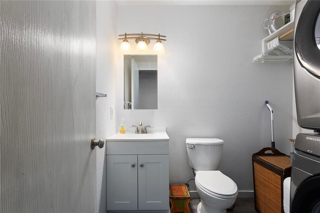 Photo 14 of 34 - 214 S 18th Street