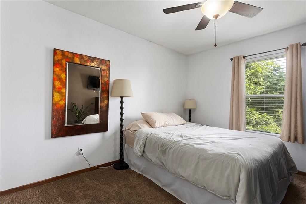 Photo 19 of 34 - 214 S 18th Street