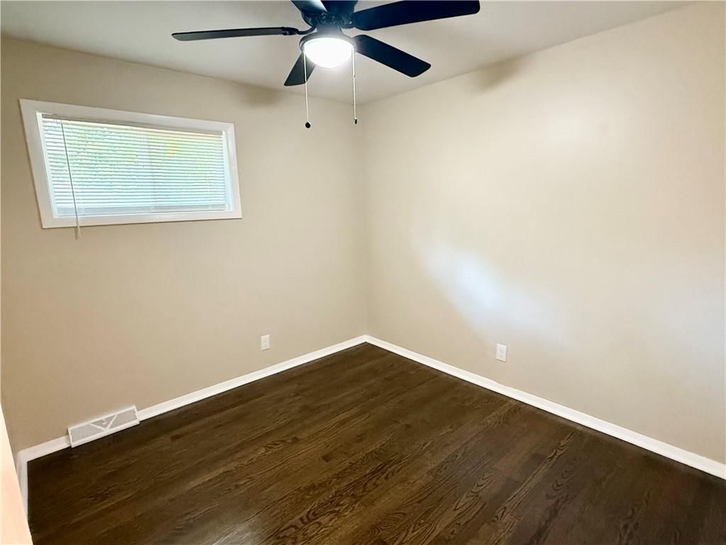 11233 E 49TH Street — photo 13