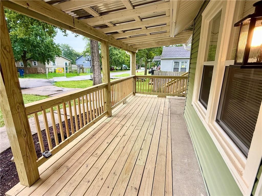 1410 S Logan Street — photo 3