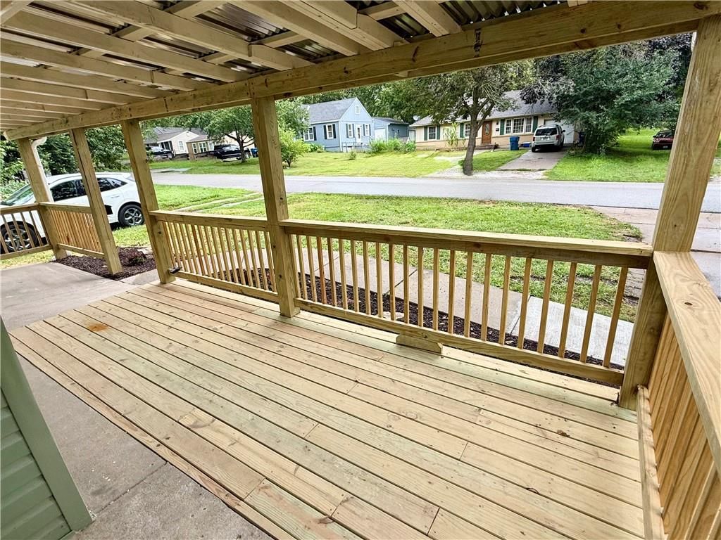 1410 S Logan Street — photo 4