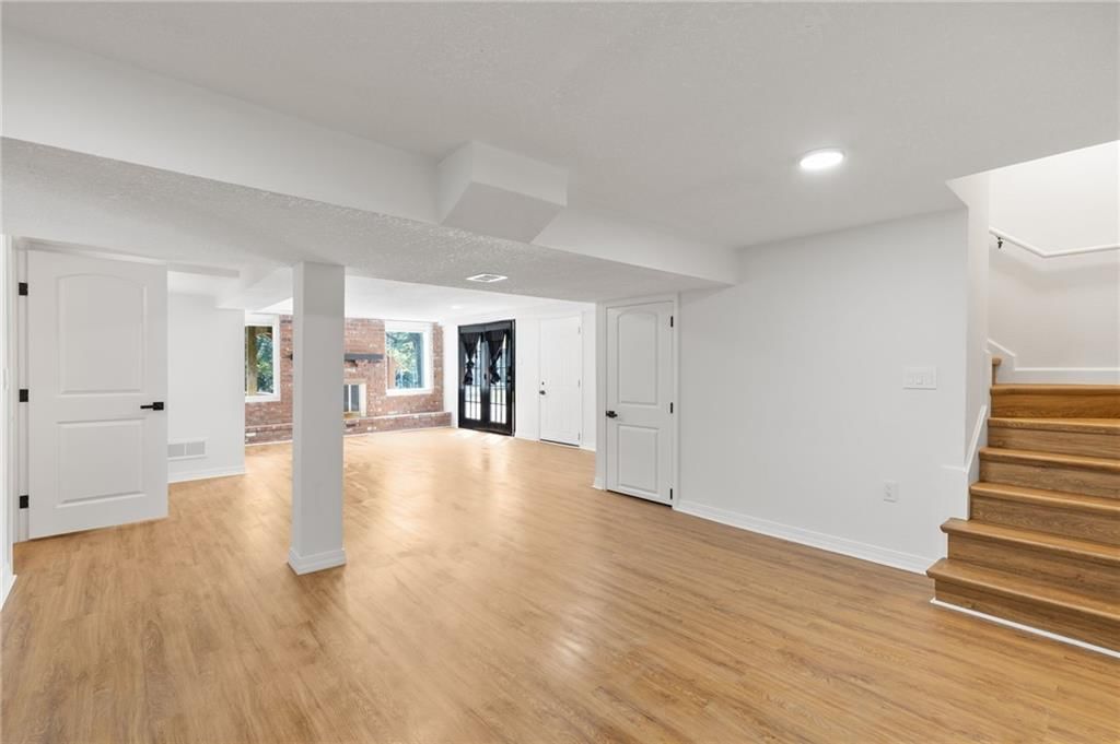 12601 Sycamore Avenue — photo 40