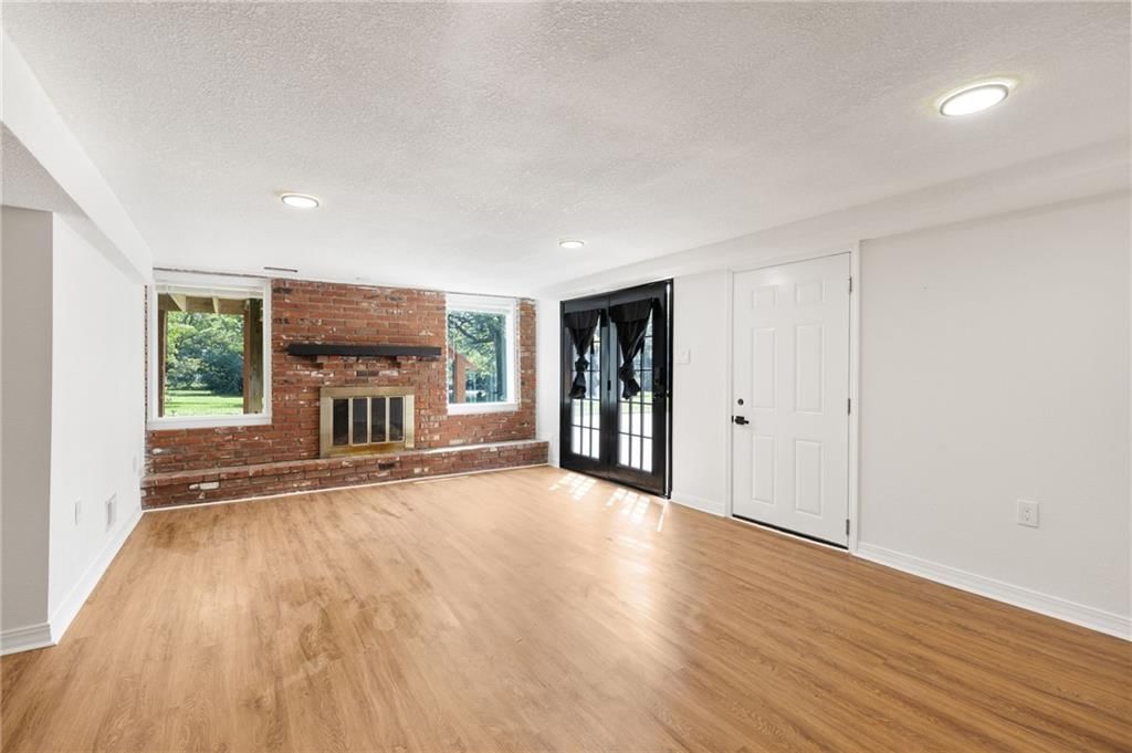 12601 Sycamore Avenue — photo 42