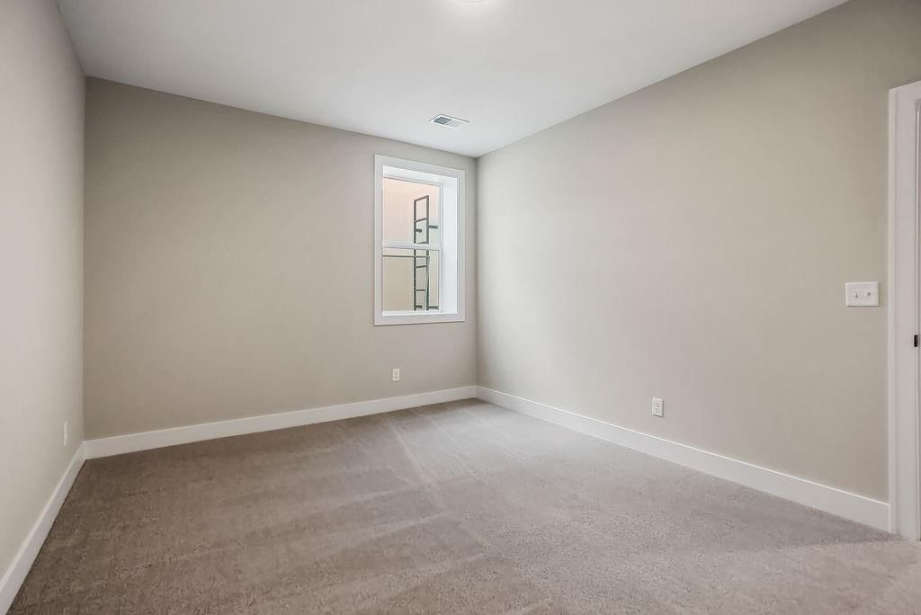 16527 W 166th Court — photo 35