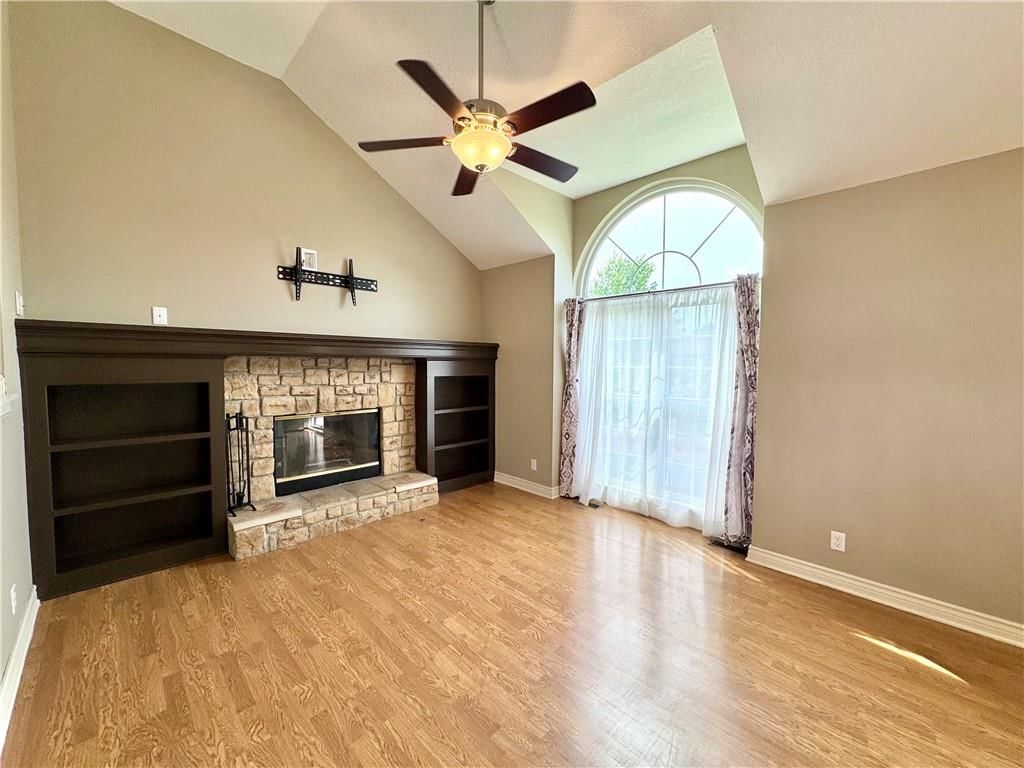 21322 W 52nd Street — photo 3
