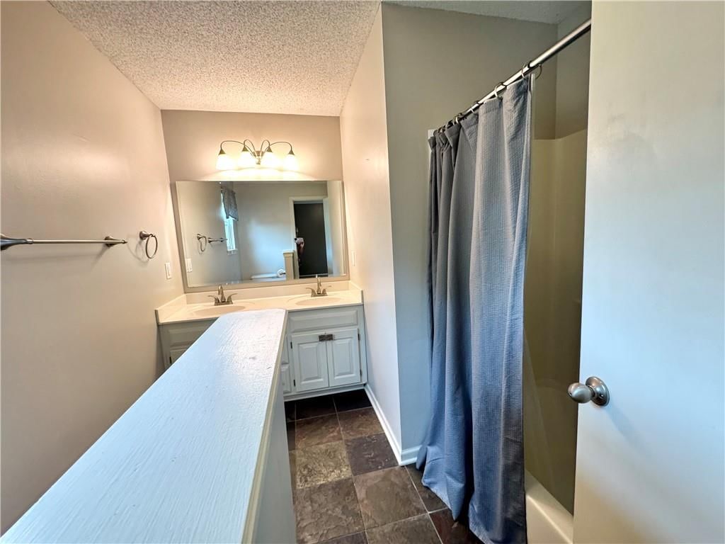 21322 W 52nd Street — photo 10