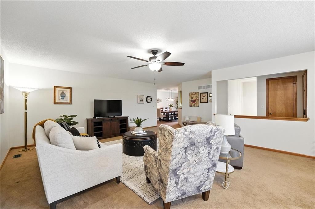Photo 6 of 50 - 6514 NW Revere Drive