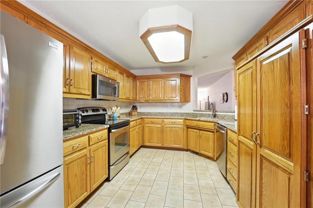 Photo 12 of 50 - 6514 NW Revere Drive
