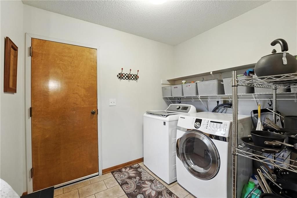 Photo 16 of 50 - 6514 NW Revere Drive