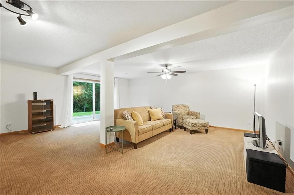 Photo 32 of 50 - 6514 NW Revere Drive