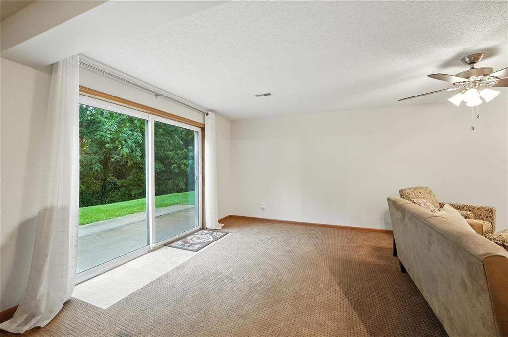 Photo 33 of 50 - 6514 NW Revere Drive