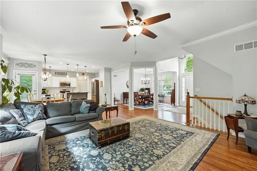 5117 Lakecrest Drive — photo 8