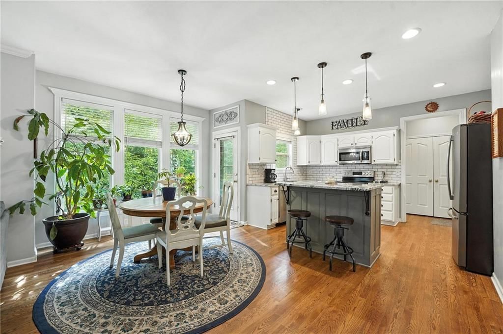 5117 Lakecrest Drive — photo 9