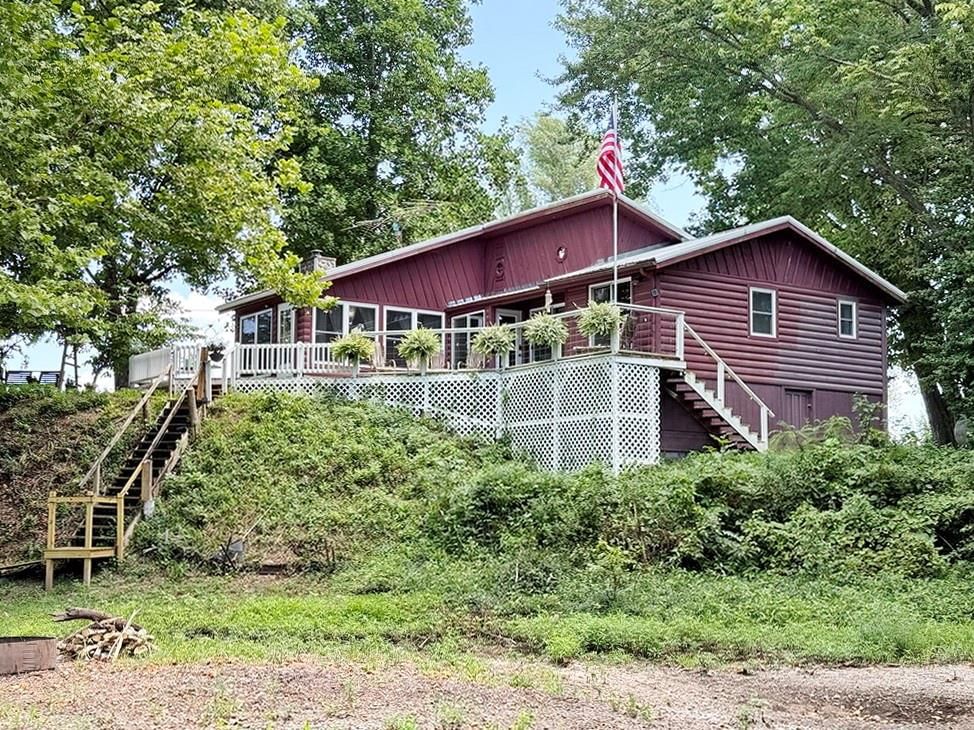 19332 River Lane, Wheatland, MO