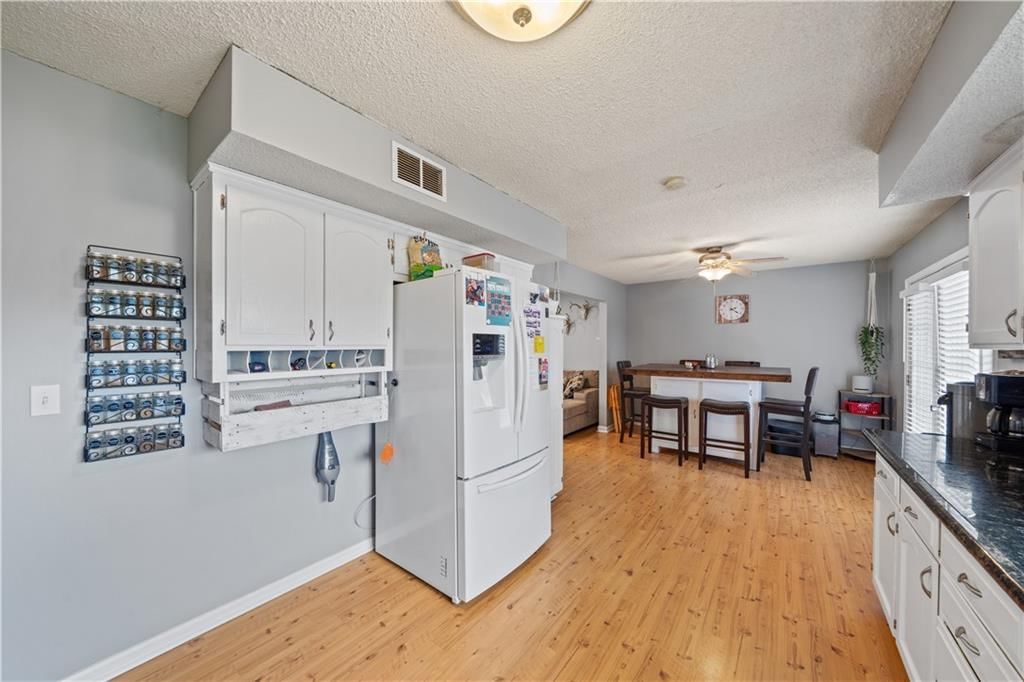 8525 Penner Avenue — photo 11