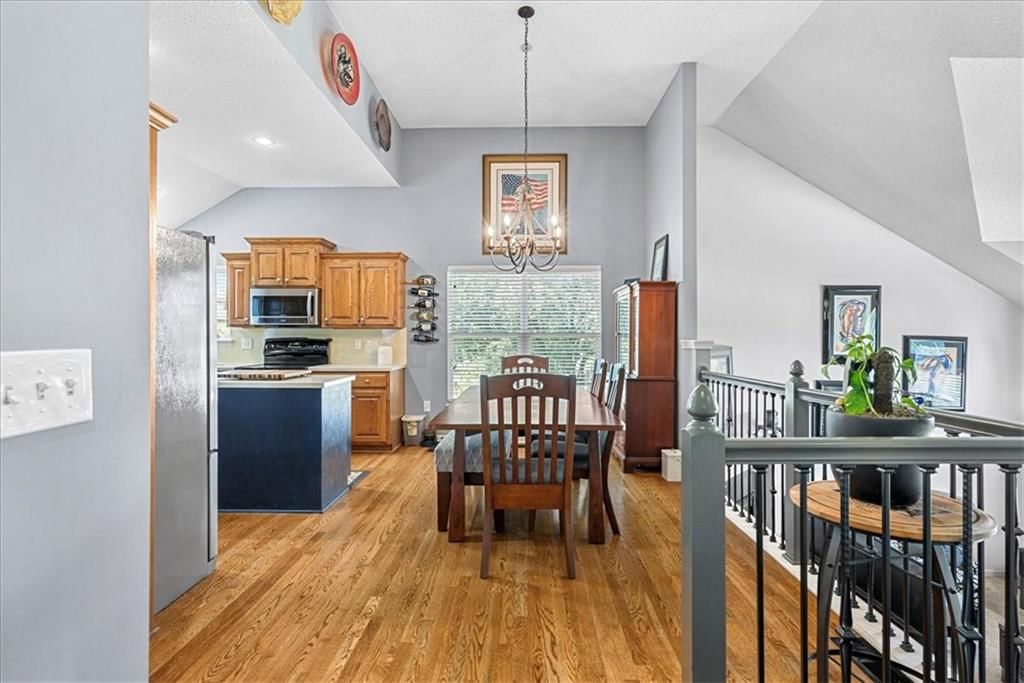 Photo 13 of 41 - 20487 W 125th Place