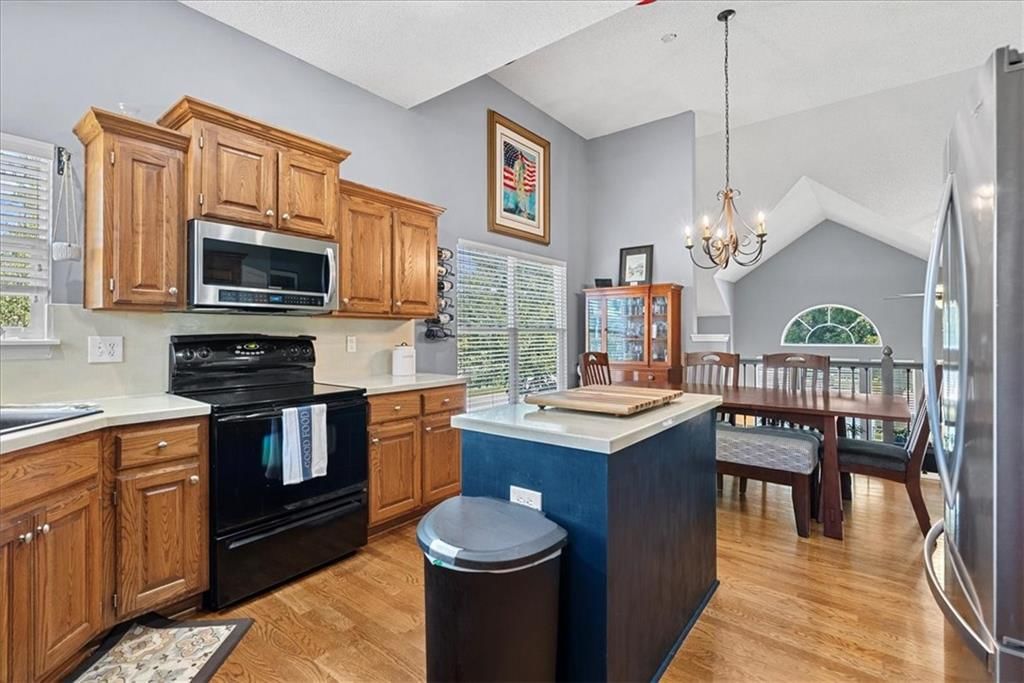 Photo 16 of 41 - 20487 W 125th Place