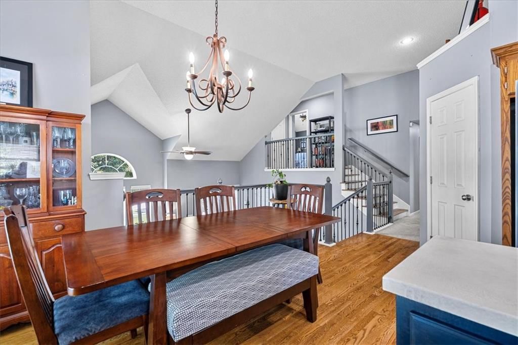 Photo 18 of 41 - 20487 W 125th Place