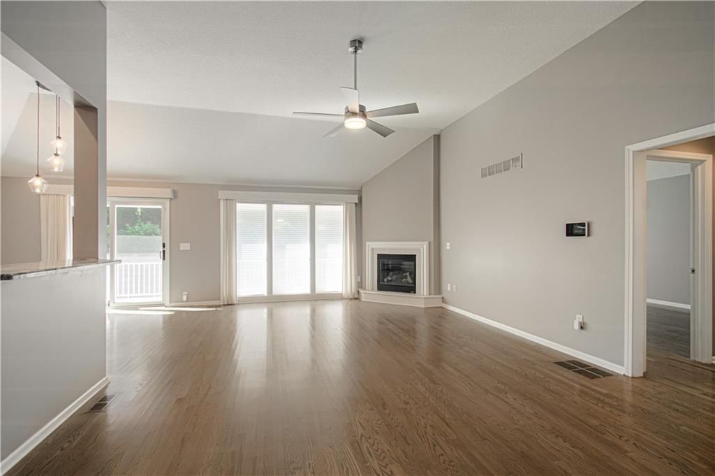 615 W 131 Terrace — photo 5