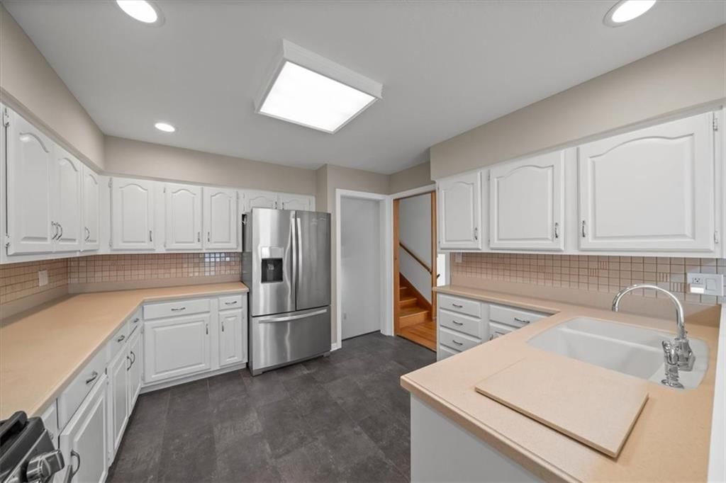 8204 Tomahawk Road — photo 12