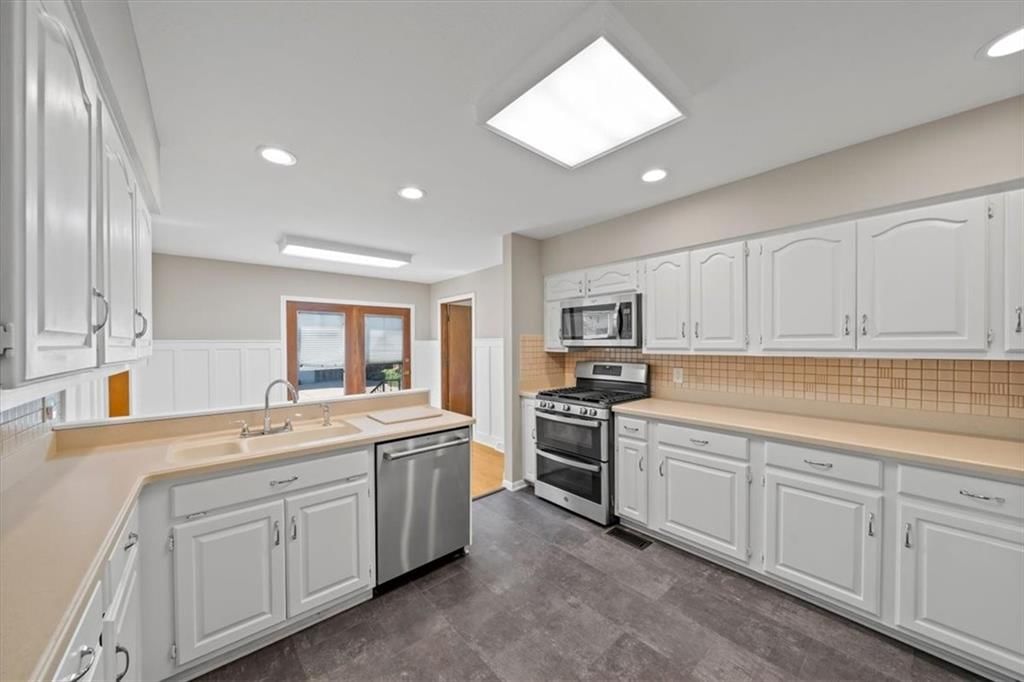 8204 Tomahawk Road — photo 15