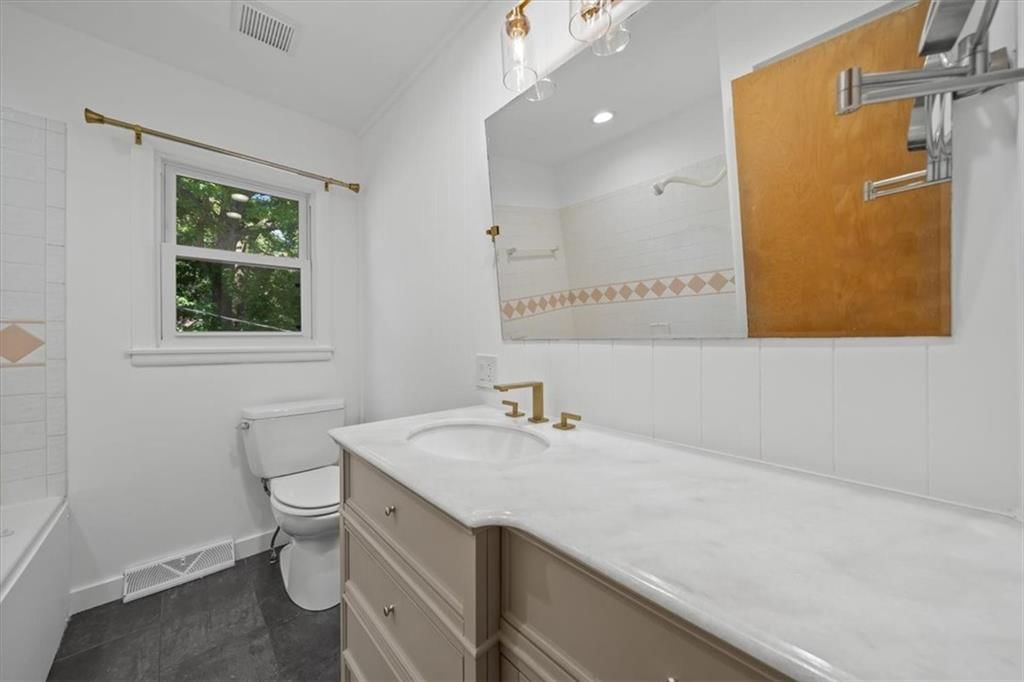 8204 Tomahawk Road — photo 31