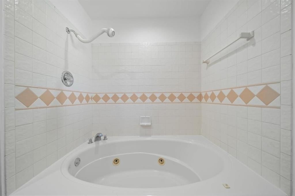 8204 Tomahawk Road — photo 32