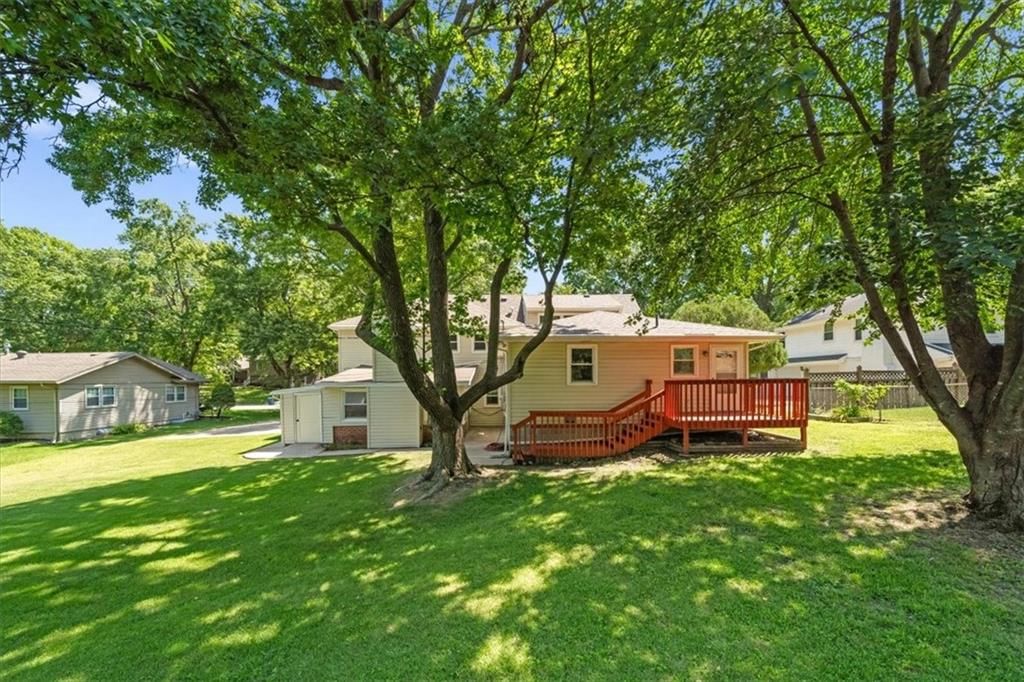 8204 Tomahawk Road — photo 44