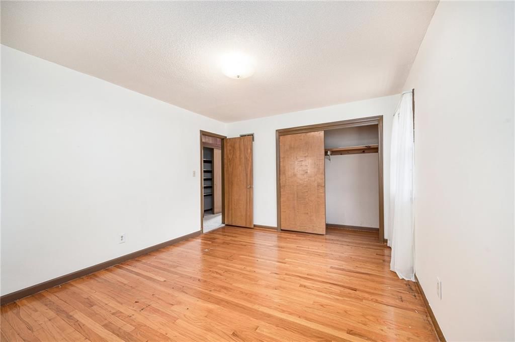 Photo 12 of 27 - 2604 S 74th Street