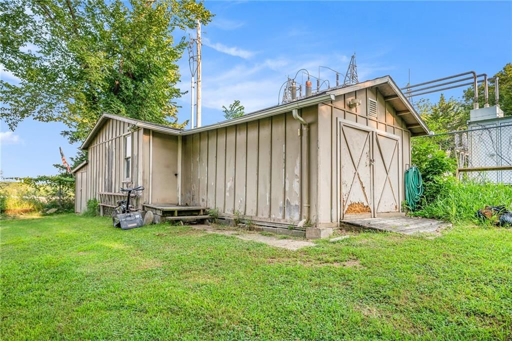 Photo 26 of 27 - 2604 S 74th Street