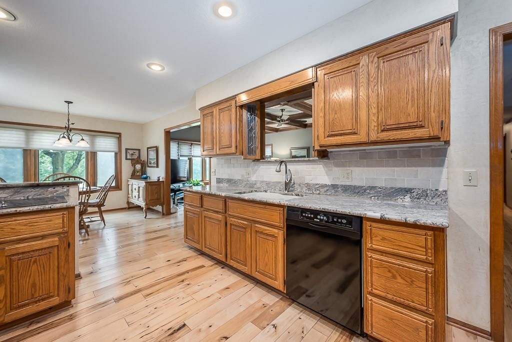 12505 Pine Valley Drive — photo 7
