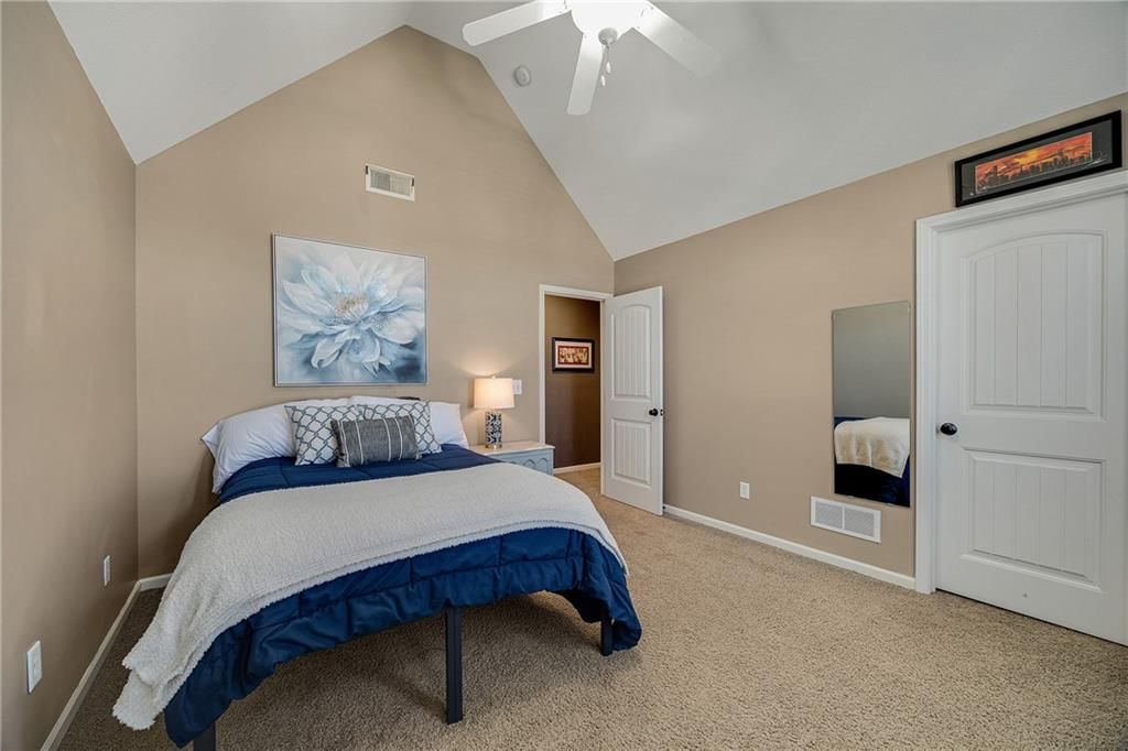 Photo 28 of 49 - 8609 NE 100th Street