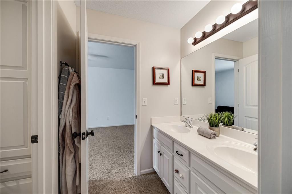 Photo 32 of 49 - 8609 NE 100th Street