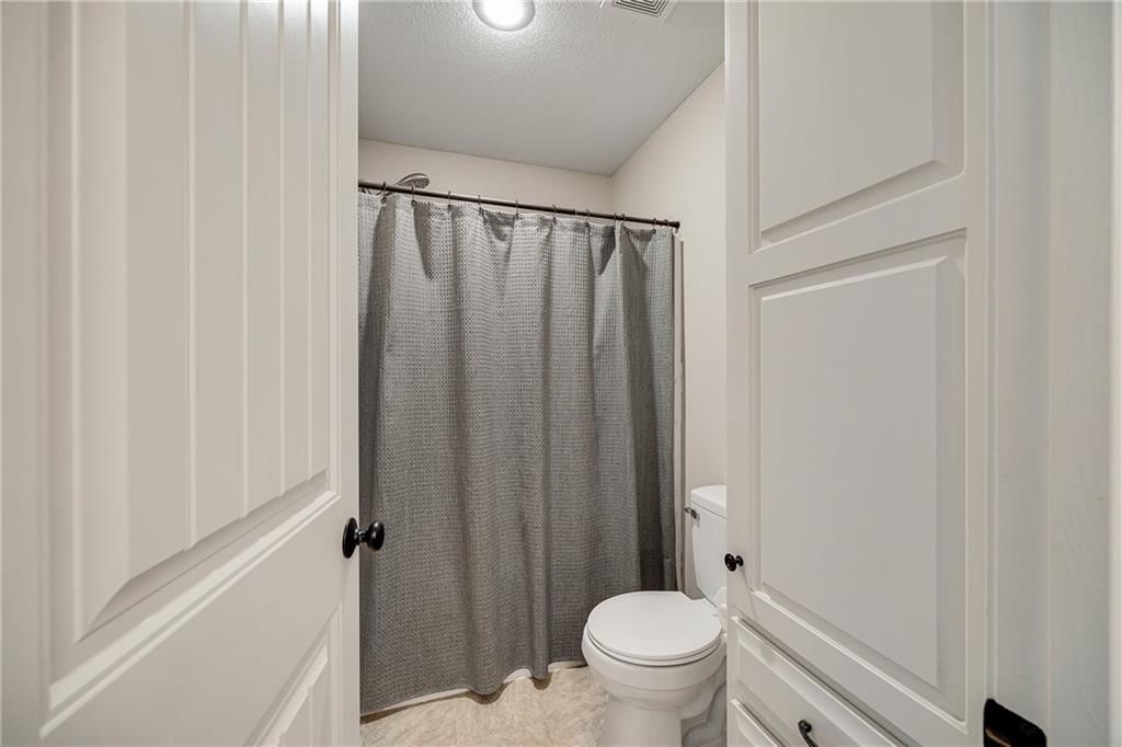 Photo 33 of 49 - 8609 NE 100th Street